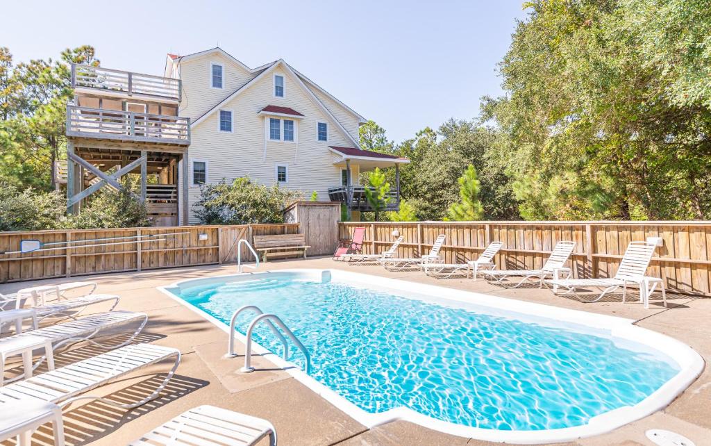 Corolla Village House | Carotank Clubhouse