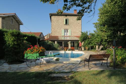 Soucieu-en-Jarrest House | Carpe Diem