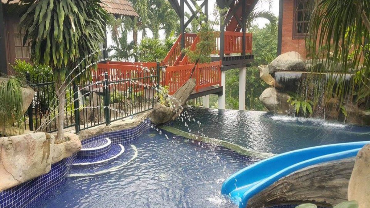 Hulu Selangor Cabin | Carpe Diem Orchard Home