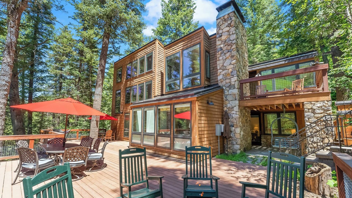 Sundance Cabin | Carpe Montem - Modern, Views, Large Deck, Hot Tub, Private