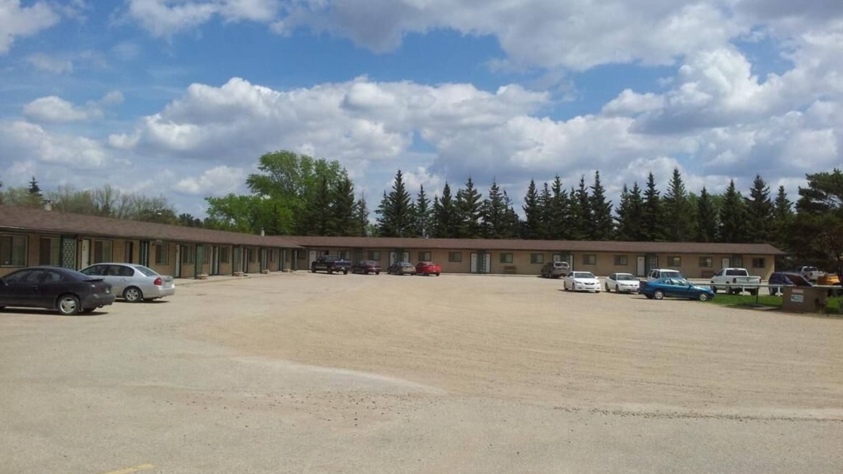 Melfort Hotel | Carra Valla Inn