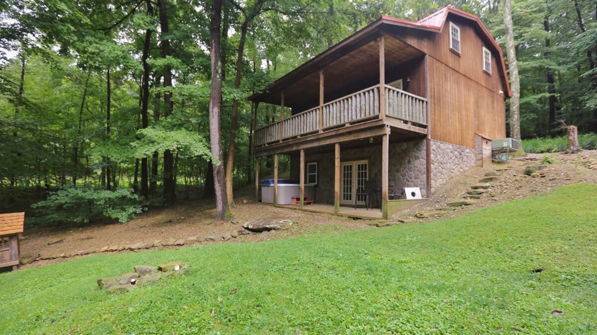 Bladensburg Cabin | Carriage House Cabin #1 - Near Three Rivers
