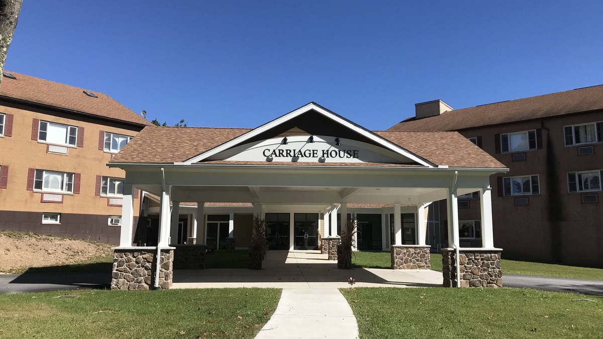 Pocono Manor Hotel | Carriage House Country Club