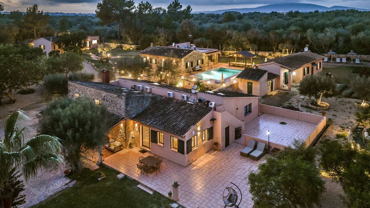 Algaida Villa | Cas Misser - Luxury Finca for large groups