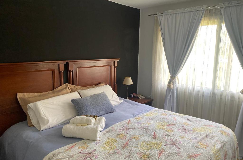 Villa Allende House | CASA 6 A Malibú 3km del Aeropuerto Podes dejar tu auto