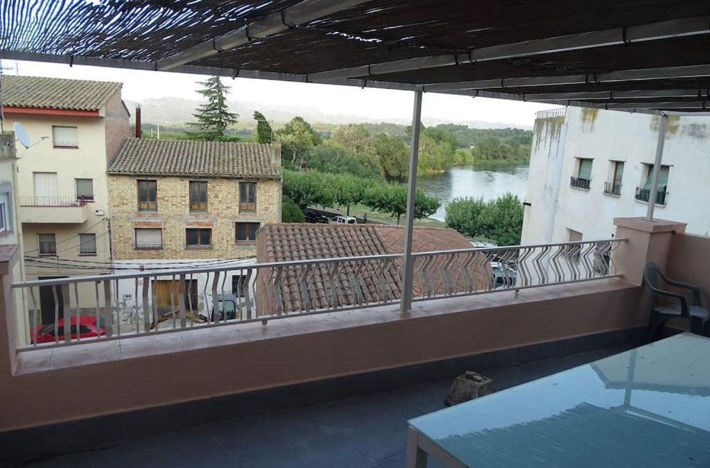 Miravet House | Casa acogedora con barbacoa