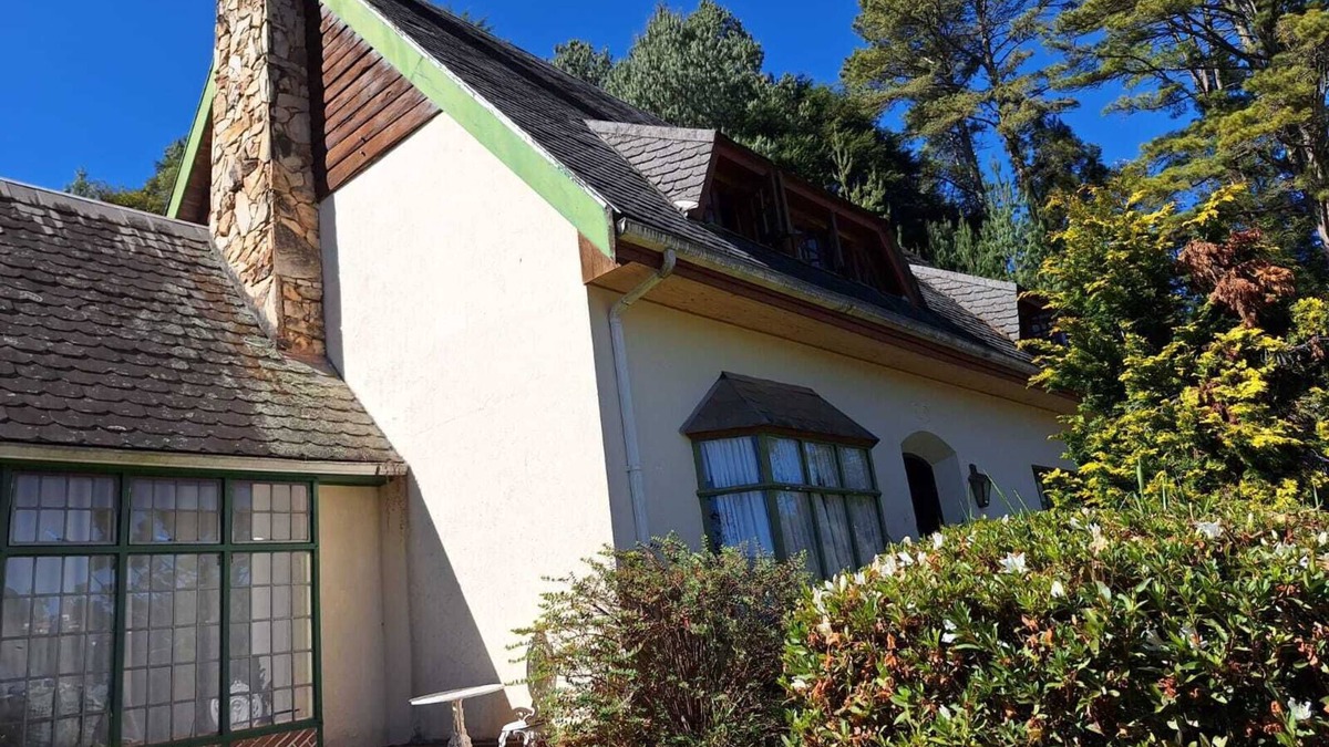 Alto do Capivari Cottage | Casa Aconchegante em Campos do Jordão com 4 Suítes, Aceita Animais de Estimação