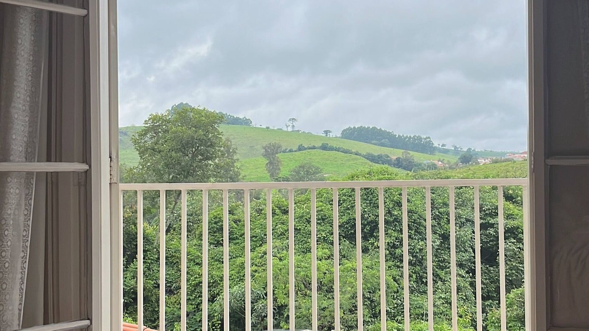 Caldas House | Casa Aconchegante com Vista Para a Serra