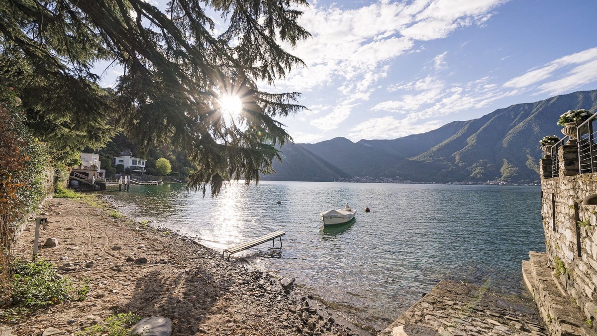 Tremezzina Apartment | Casa Agatha Lenno Village home-Top floor lake view luxury by Italian Apartments
