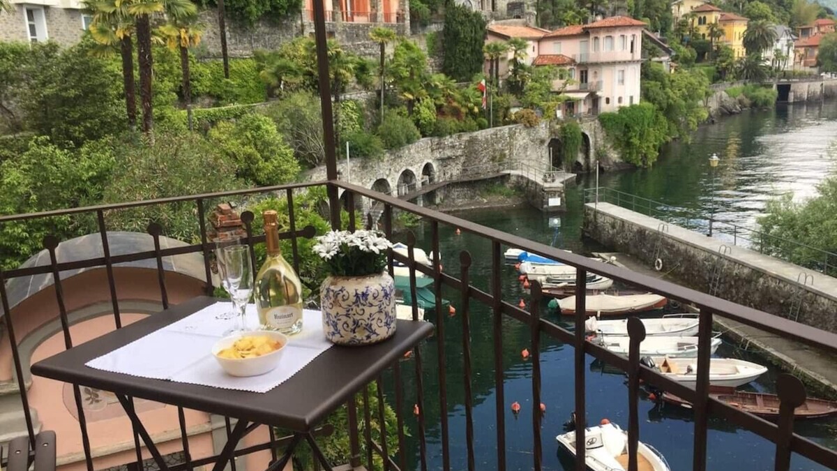 Cannero Riviera House | Casa al Vecchio Porto overlooking the ancient port
