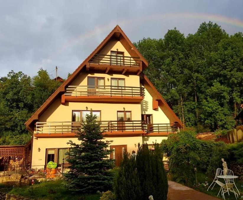 Malaia House | Casa Altfel