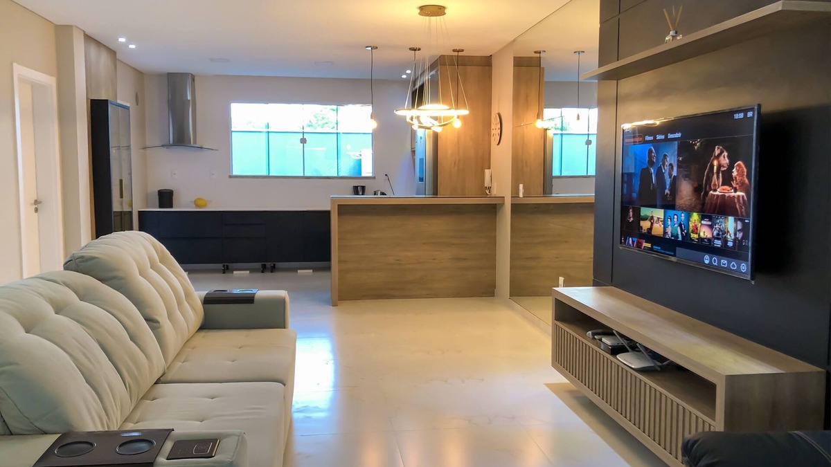 Mariscal House | Casa Alto Padrão p/8 Pessoas na Praia de Mariscal
