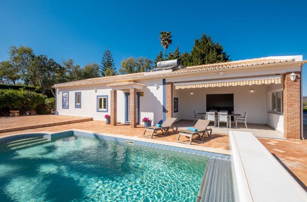 Silves Villa | Casa Amada - Private Villa - Heated pool - Free wifi - Air Con