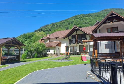 Sugag House | Casa Ara