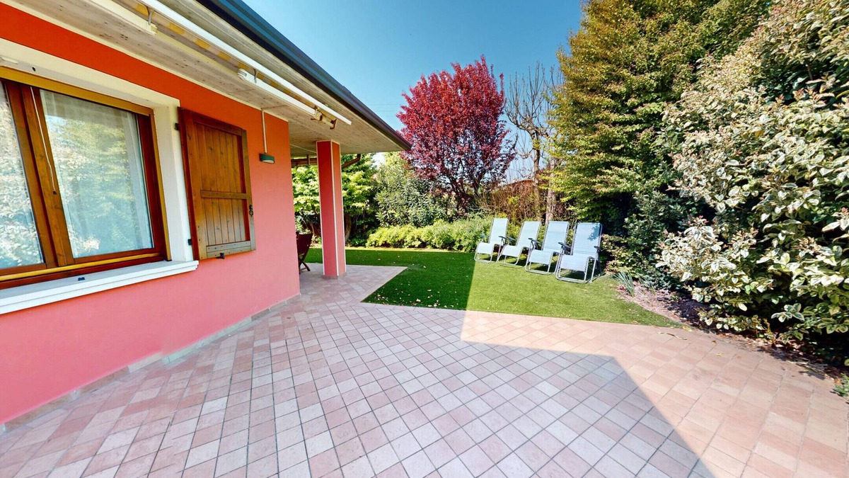 Crociale Villa | Casa Arcoiris by Bookinggardalake