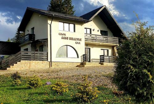Ortoaia House | Casa Arini Bellevue
