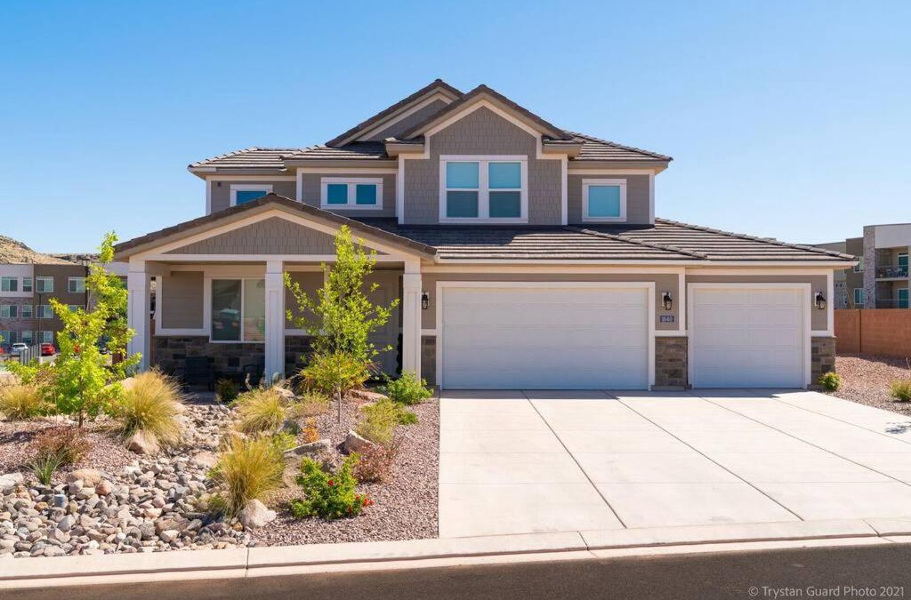 Sienna Hills House | Casa at Ladera Resort, Private Home! Pet Friendly! Hot Tub! Extra Parking in oversized garage!