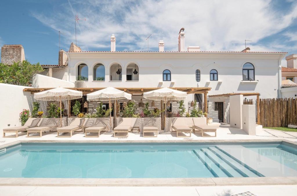 Casa Branca House | Casa Az-Zagal - by Unlock Hotels