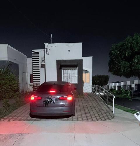Coatepeque House | Casa Azaleah en Marsella