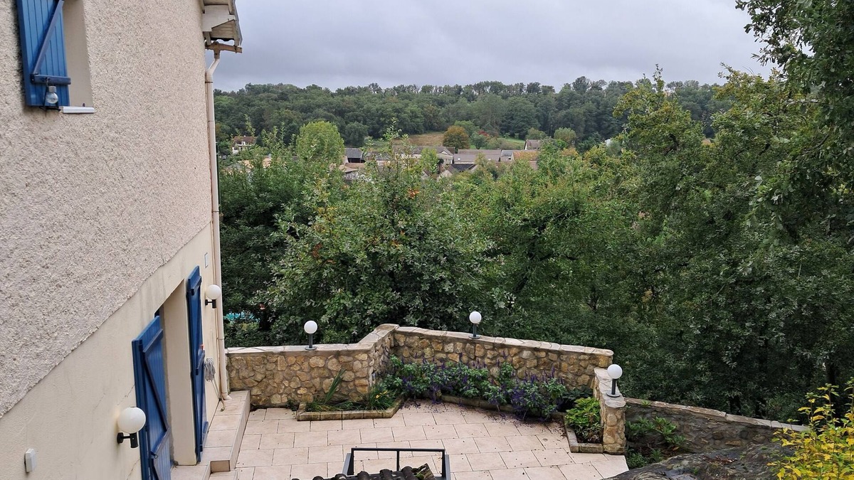 Prunay-sur-Essonne Cottage | Casa Azul gîte for 4 people