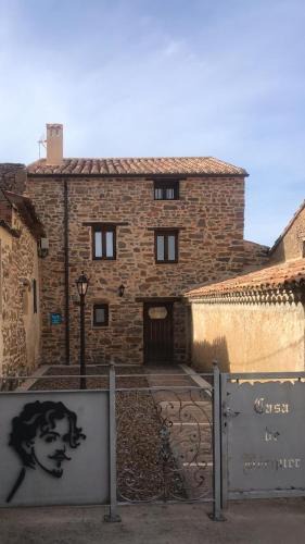 Noviercas House | Casa Bécquer