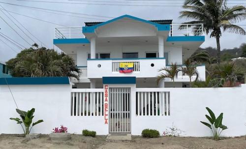Crucita Bed & Breakfast | Casa Bella Bed & Breakfast
