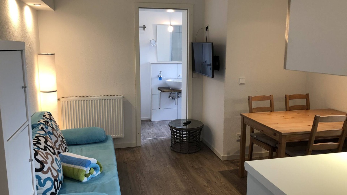 Hallstadt Apartment | Casa Beni vacation apartment directly on the Main cycle and river hiking trail
