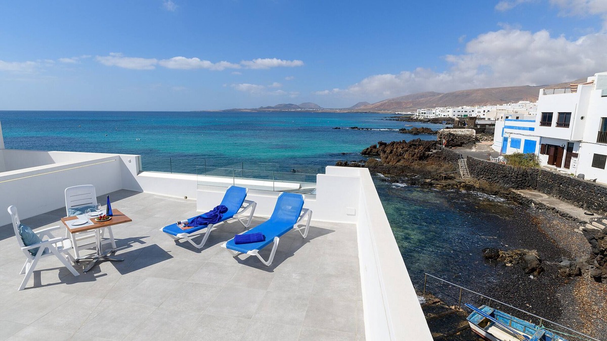 Punta Mujeres Apartment | Casa Berriel with sea views