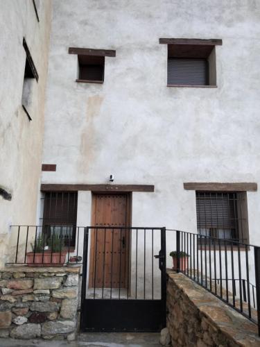 Tronchon Apartment | Casa Cantara, 1-Patio 2-Moreria 3-Atico