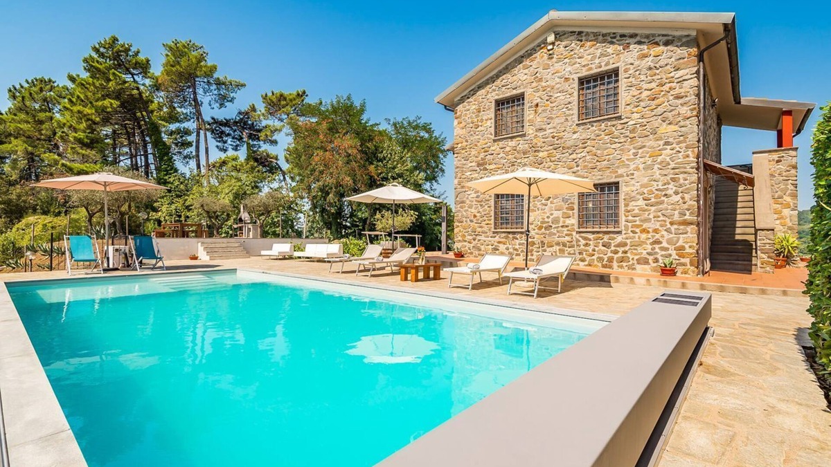 Sarzana Villa | Casa Cardoso - Three Bedroom Villa, Sleeps 10