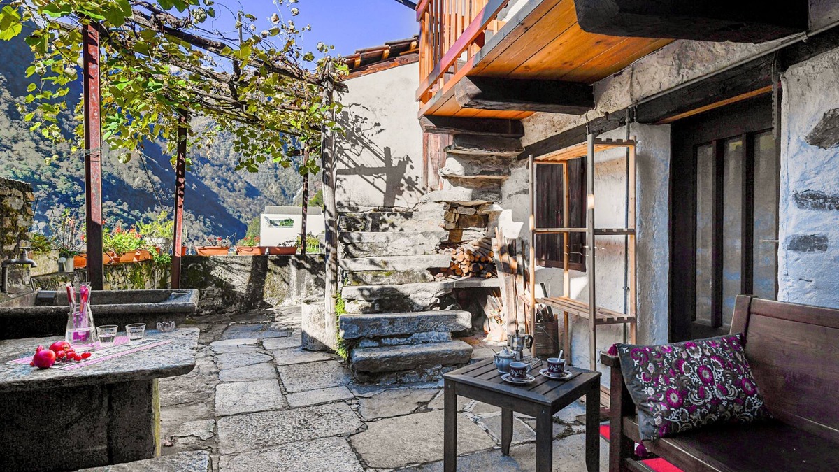 Vogorno Ski Chalet | Casa Carla 1, Vogorno, Switzerland