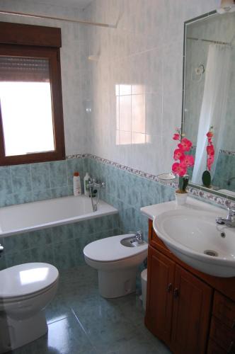 Ayllon House | Casa Cascabelera