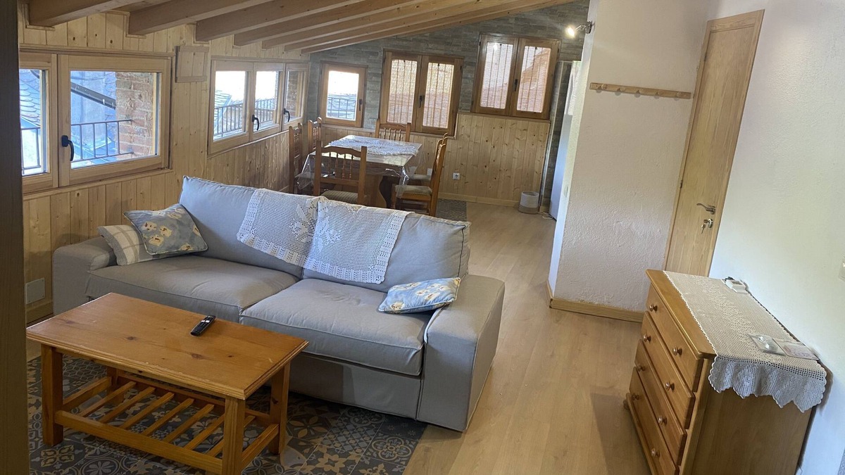 Arfa Apartment | Casa Casteller. Apartamento Rural de Montaña. Totalmente Equipado