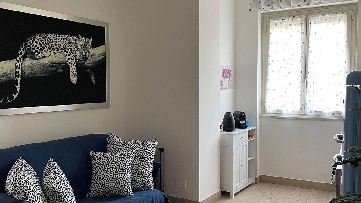 Quartiere XXVII Primavalle Apartment | Casa Celeste, Delizioso, Silenzioso e Luminoso a 450 Metri Dalla Metropolitana