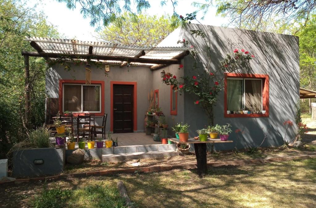 Valle de Anisacate House | Casa con piscina en entorno muy verde