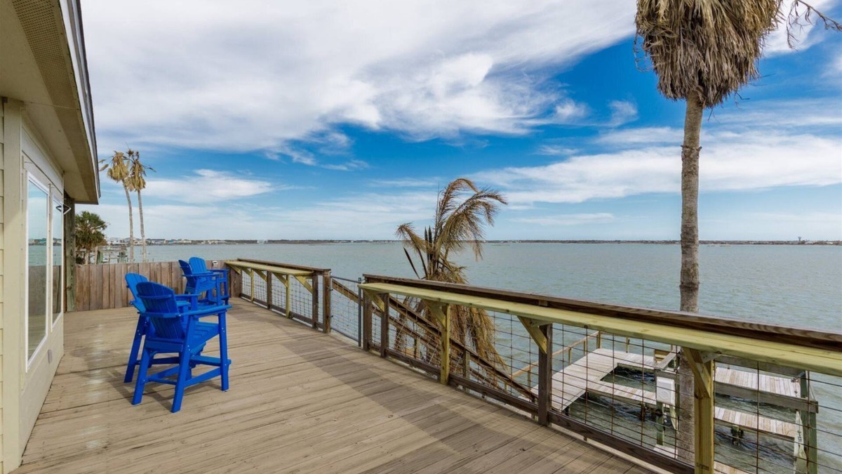 Rockport House | Casa Copano | Pet-Friendly + Dock!