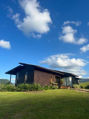 Bom Retiro House | Casa da Colina - Campo Novo