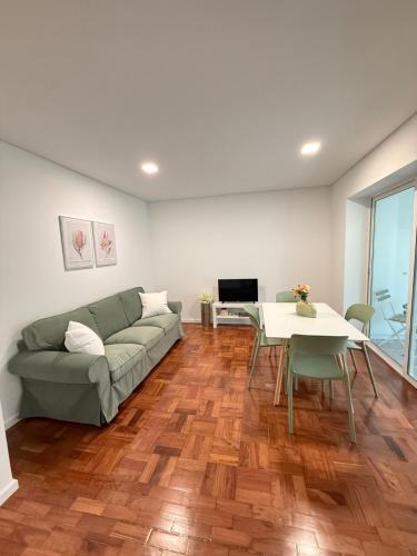 Sao Joao da Madeira Apartment | Casa da Praça 3