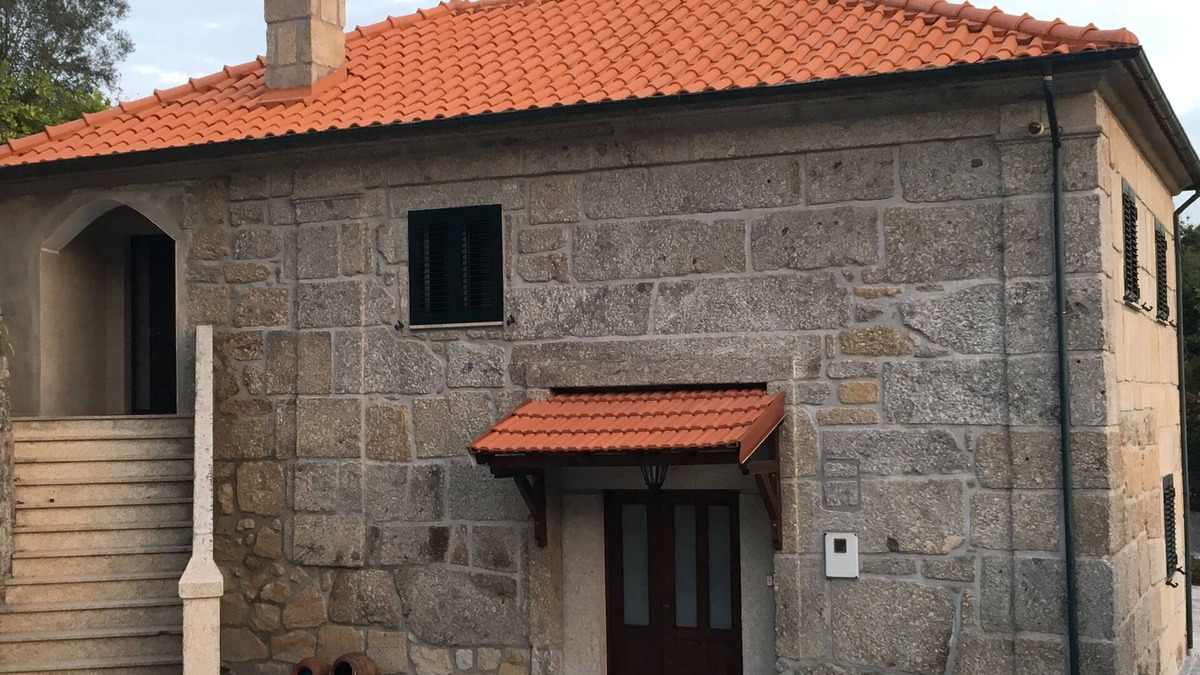 Povoa de Lanhoso Villa | Casa da Ramada in the center of Minho 8 km from the village of GERÊS.