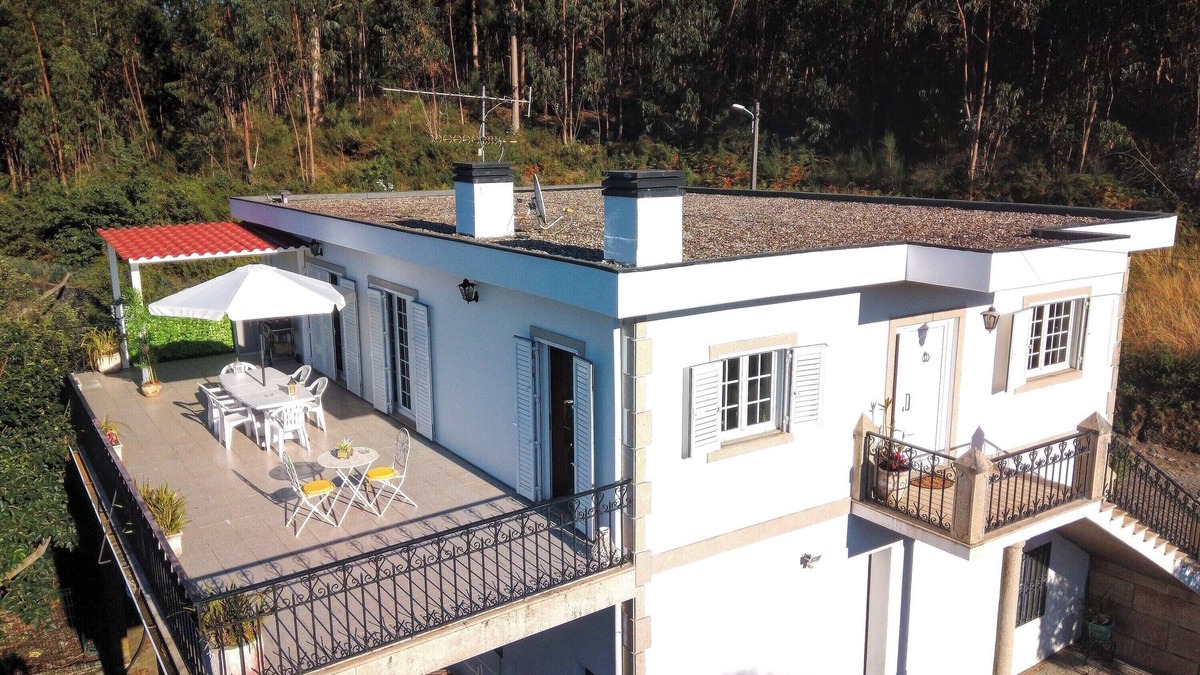 Penafiel House | Casa das Sapeiras combines comfort, tranquillity and breathtaking scenery.