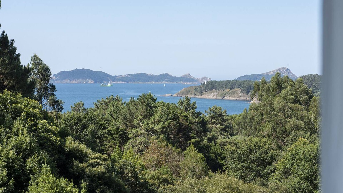 Donon House | Casa de Barra (237), sea views next to the beach