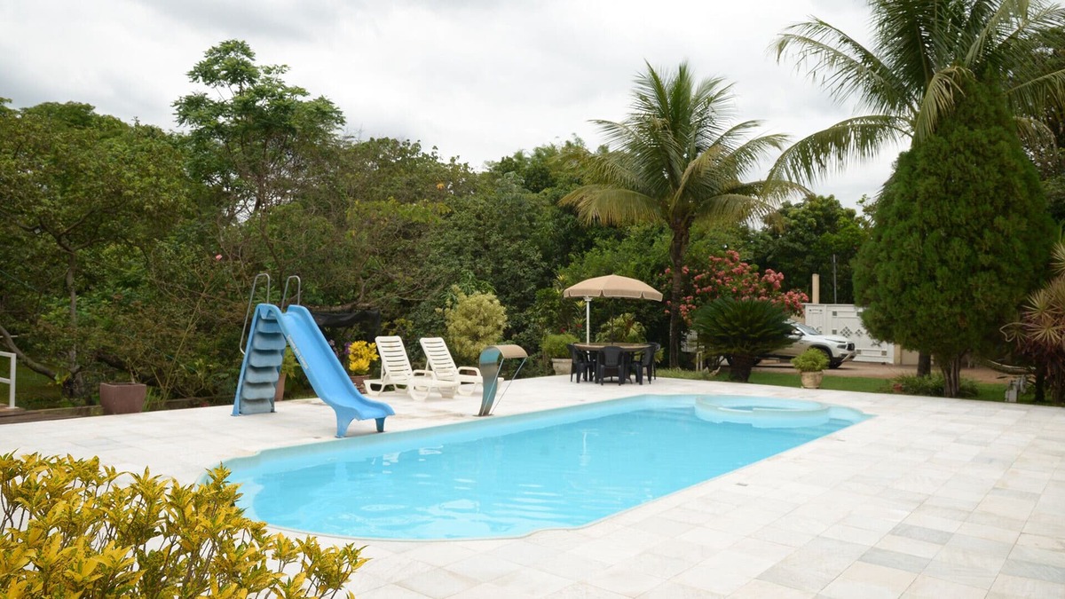 Delta House | Casa de campo c WiFi, piscina e churrasq -Delta/MG