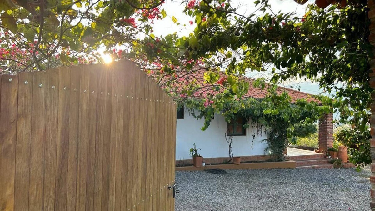 Barichara House | Casa de Campo en Barichara a 1km del Pueblo, Ideal Para Parejas, o Familias