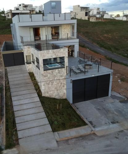Nazareno House | Casa de Charme Camargos