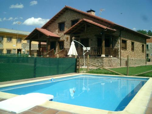 San Martin de Valdetuejar House | Casa de turismo rural San Martín de valdetuejar
