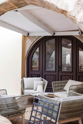 Rhodes Old Town House | Casa de La Flora by Rhodes4vacation