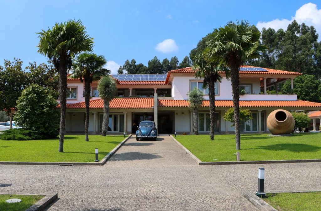 Mosteiro House | Casa de Lamaçais