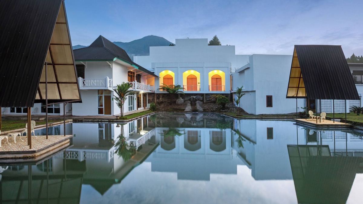 Baturaden Hotel | Casa De Lani Resort & Convention