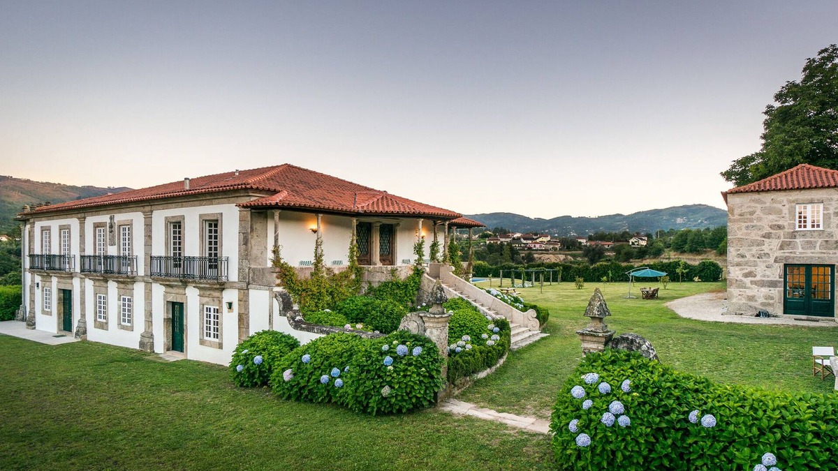 Ponte de Lima Resort | Casa de Luou ground floor at Quinta de Luou