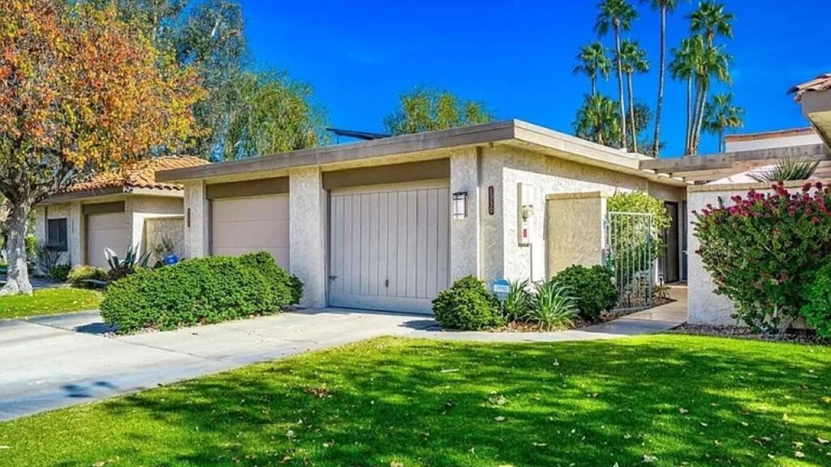 Sunrise Vista Chino Condo | Casa de Luz in sunny Palm Springs